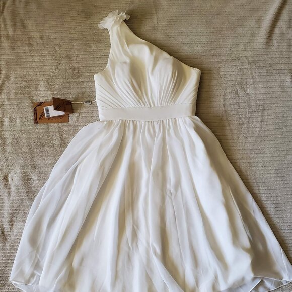 Light In The Box One Shoulder Ivory Kneelength Wedding Dress Size 4 - Picture 1 of 8